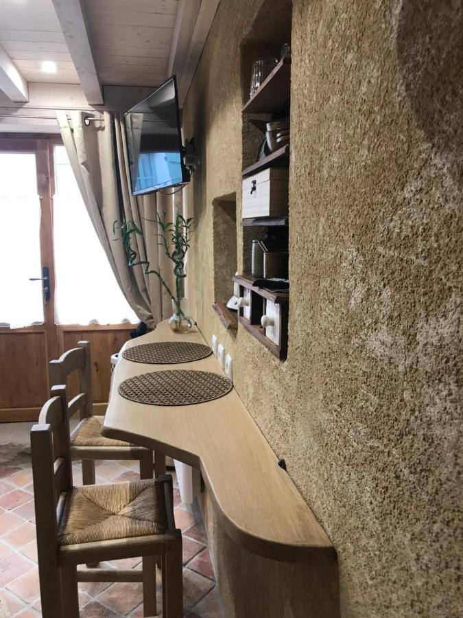 Chambre Les Marguerites คลูนี ภายนอก รูปภาพ