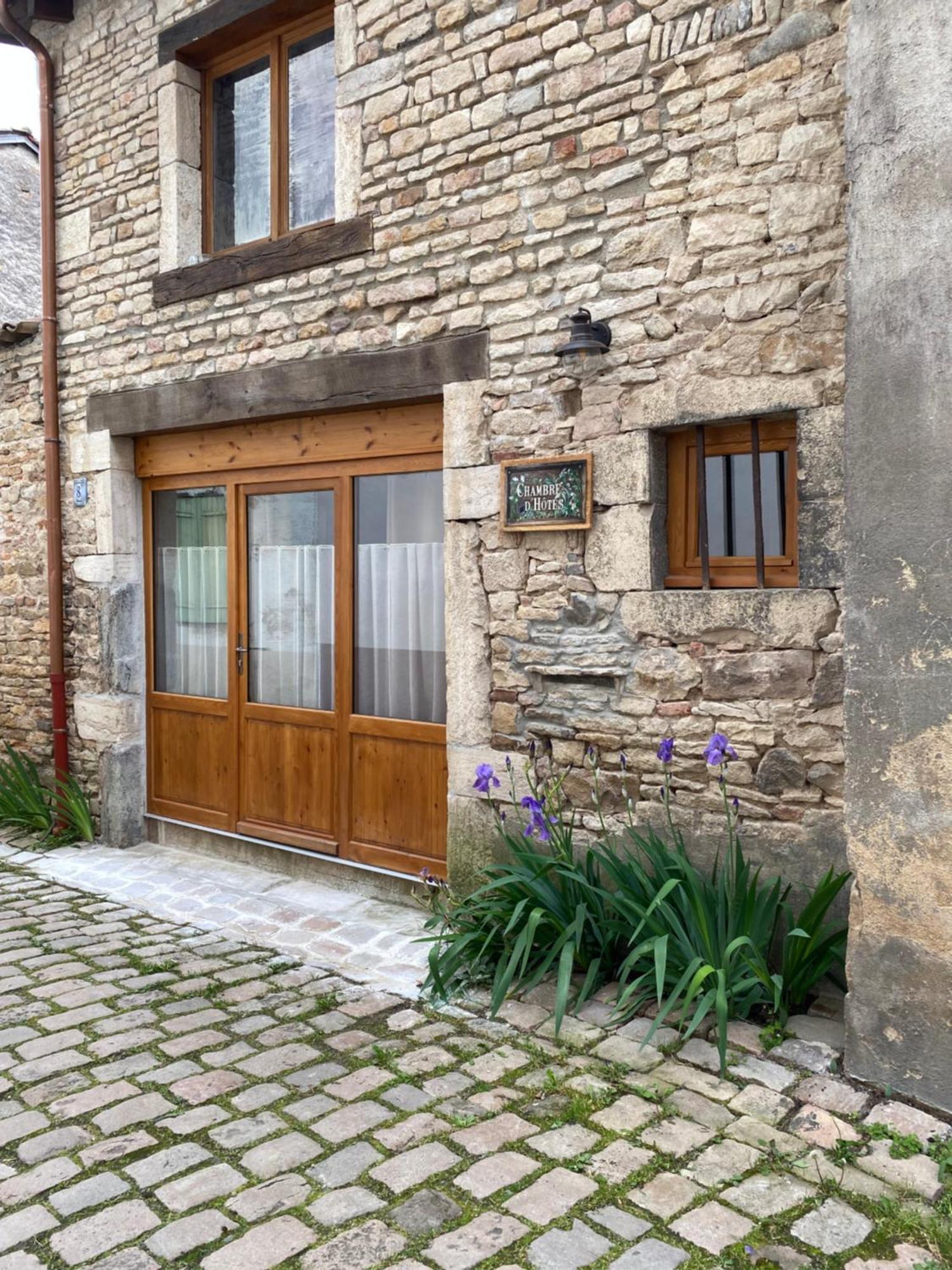 Chambre Les Marguerites คลูนี ภายนอก รูปภาพ