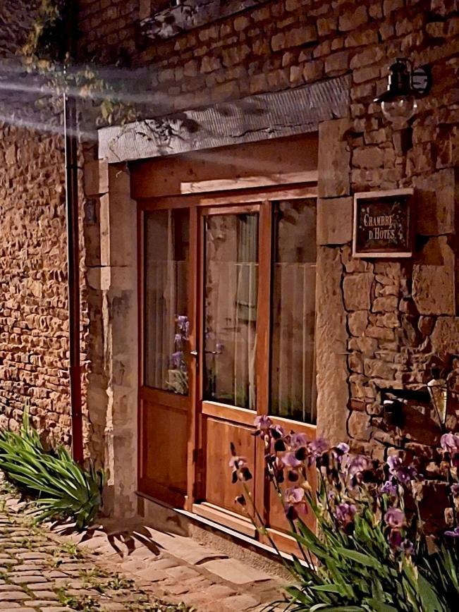 Chambre Les Marguerites คลูนี ภายนอก รูปภาพ